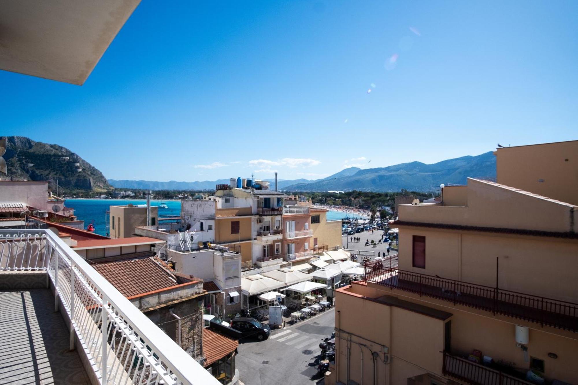 Апартаменты Mondello Sunsea House Экстерьер фото